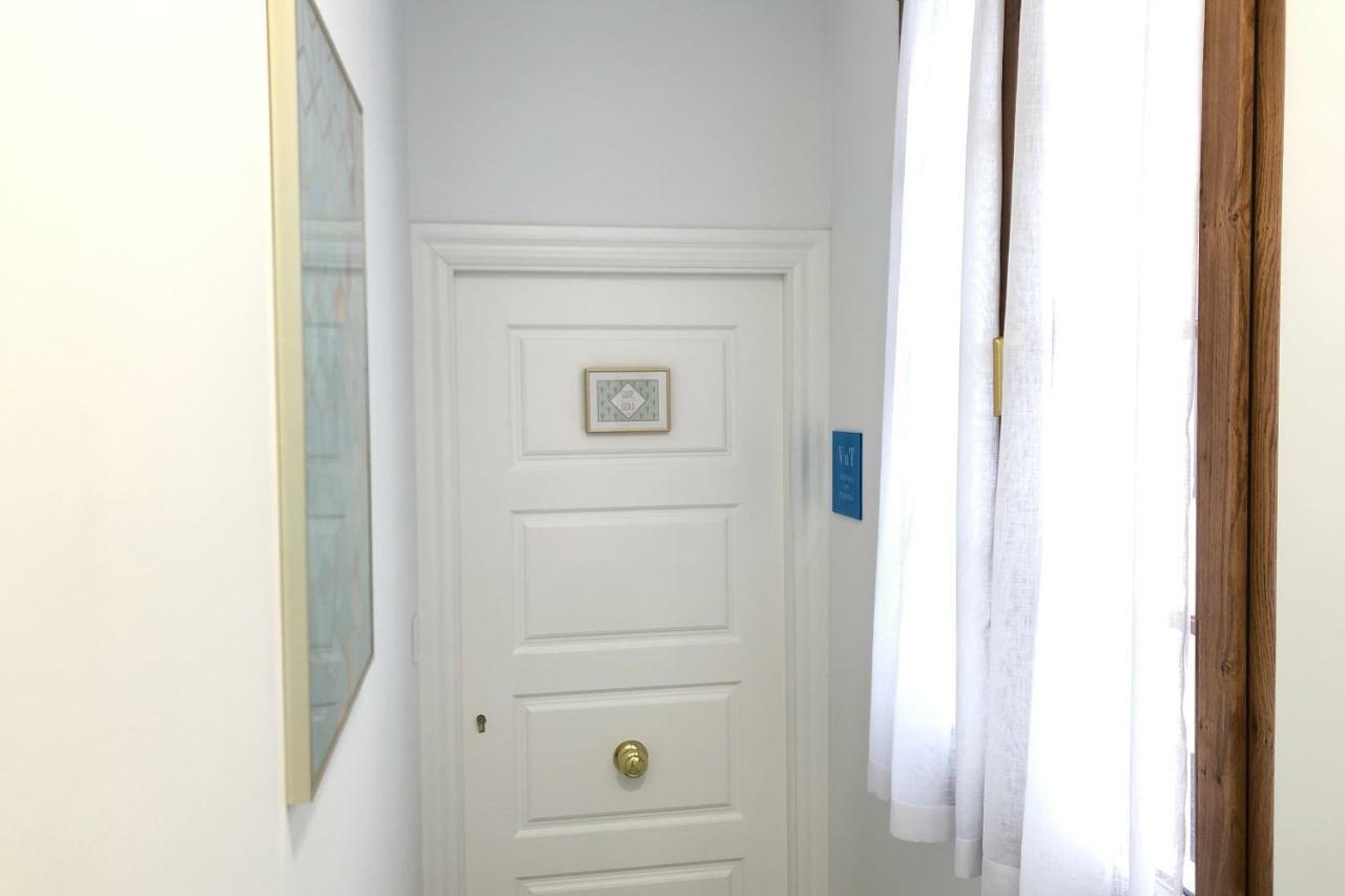 Suites Casa Luben León Eksteriør billede