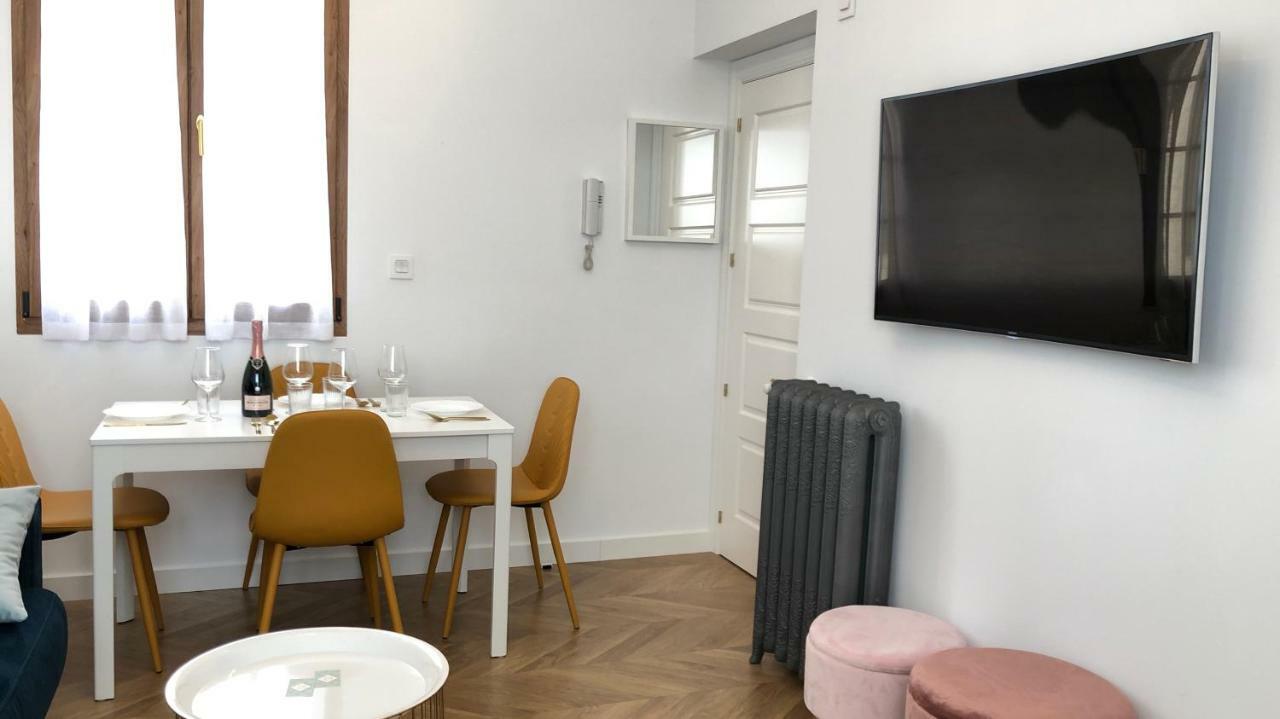 Suites Casa Luben León Eksteriør billede