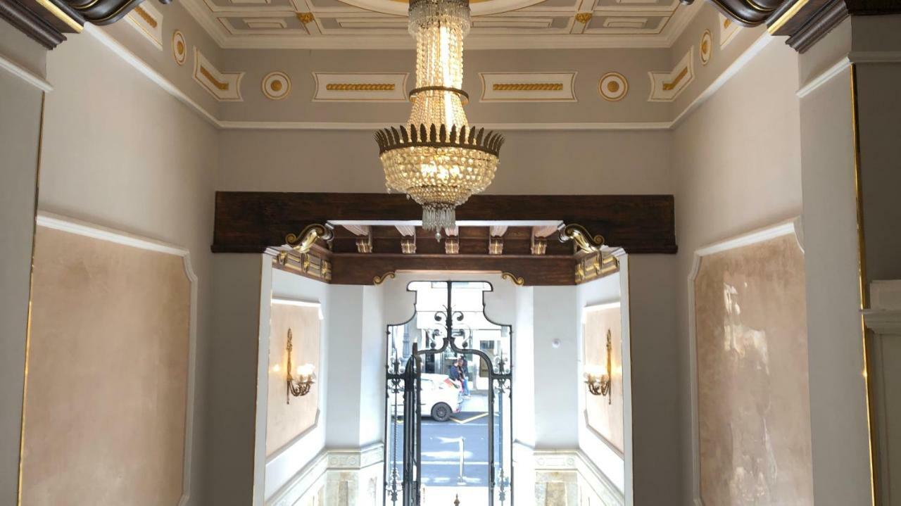 Suites Casa Luben León Eksteriør billede